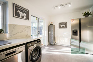 Photo 6- click for photo gallery